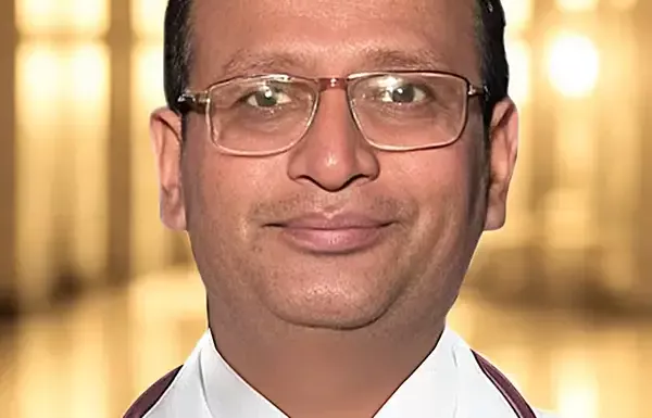 Emergency medicine doctor in jabalpur dr. Abhishek jain at apollo jbp hospitals