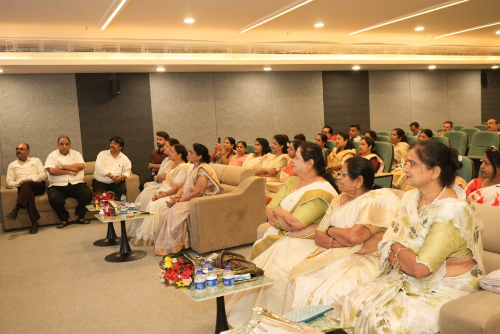 Samvaad with swarnkar mahila mandal, jabalpur at apollo jbp hospitals
