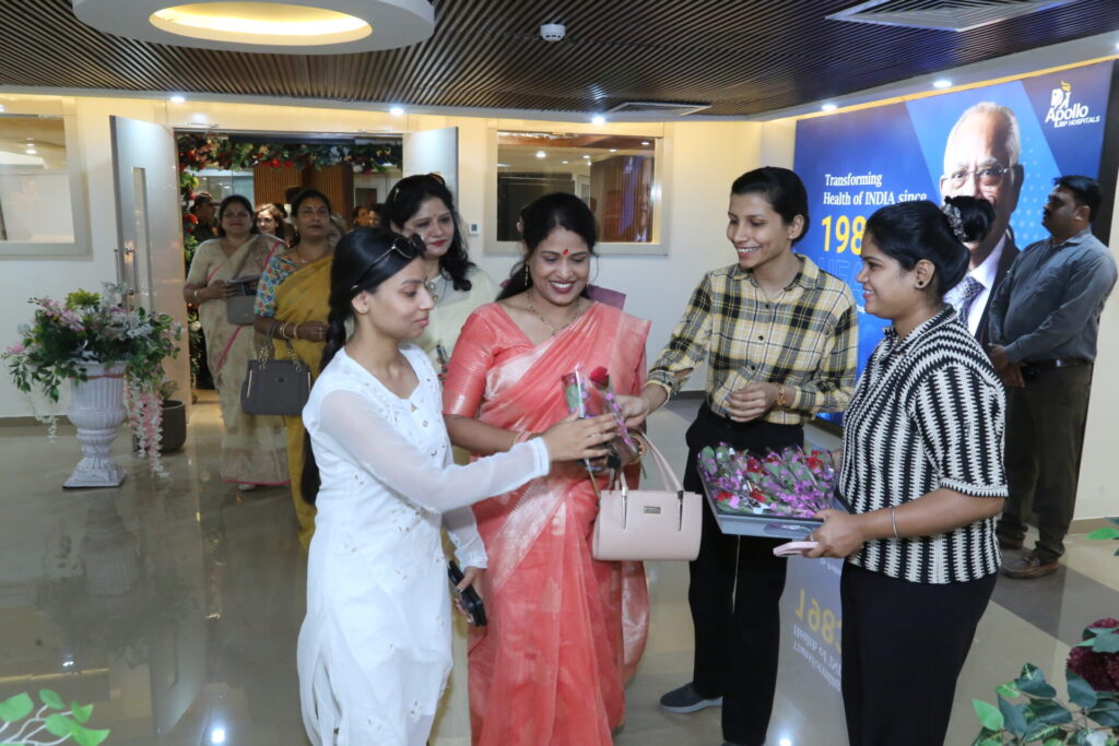 Samvaad with district m. P. Tilak sahu mahila mandal, jabalpur at apollo jbp hospitals