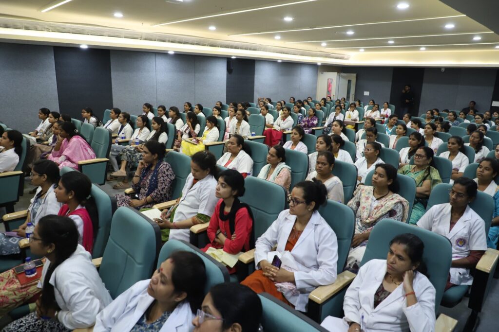 Samvaad with rani durgawati government nursing college at apollo jbp hospitals