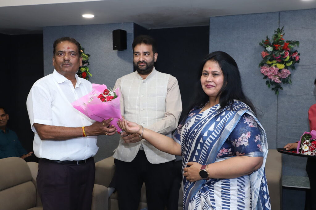 Samvaad With Engineers &Amp; Management Group At Apollo Jbp Hospitals 7 Samvaad with engineers & management group at apollo jbp hospitals