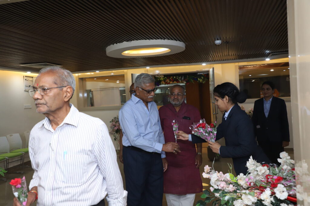 Samvaad With Shri Gahoi Vaishya Samaj At Apollo Jbp Hospitals 2 Samvaad with shri gahoi vaishya samaj at apollo jbp hospitals